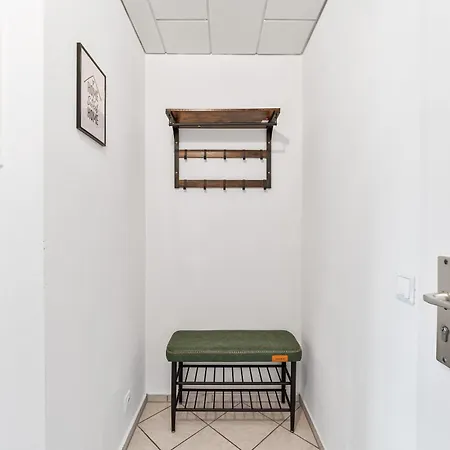 아파트 Sunshine - 4 Personen Airport Messe Mit Tg-garage *