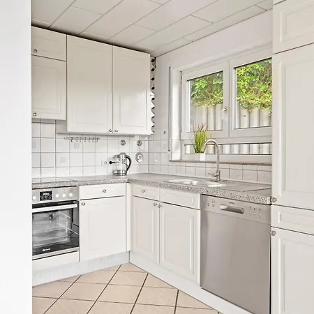 아파트 Sunshine - 4 Personen Airport Messe Mit Tg-garage *